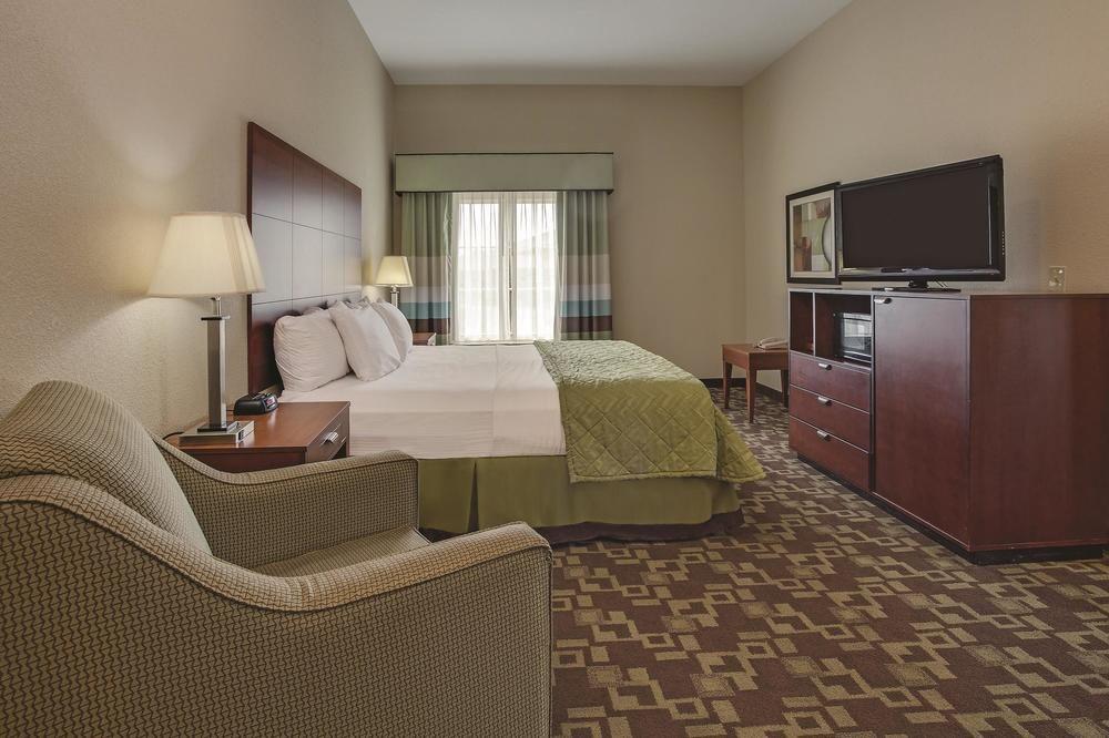 Hotel La Quinta By Wyndham Tupelo Extérieur photo