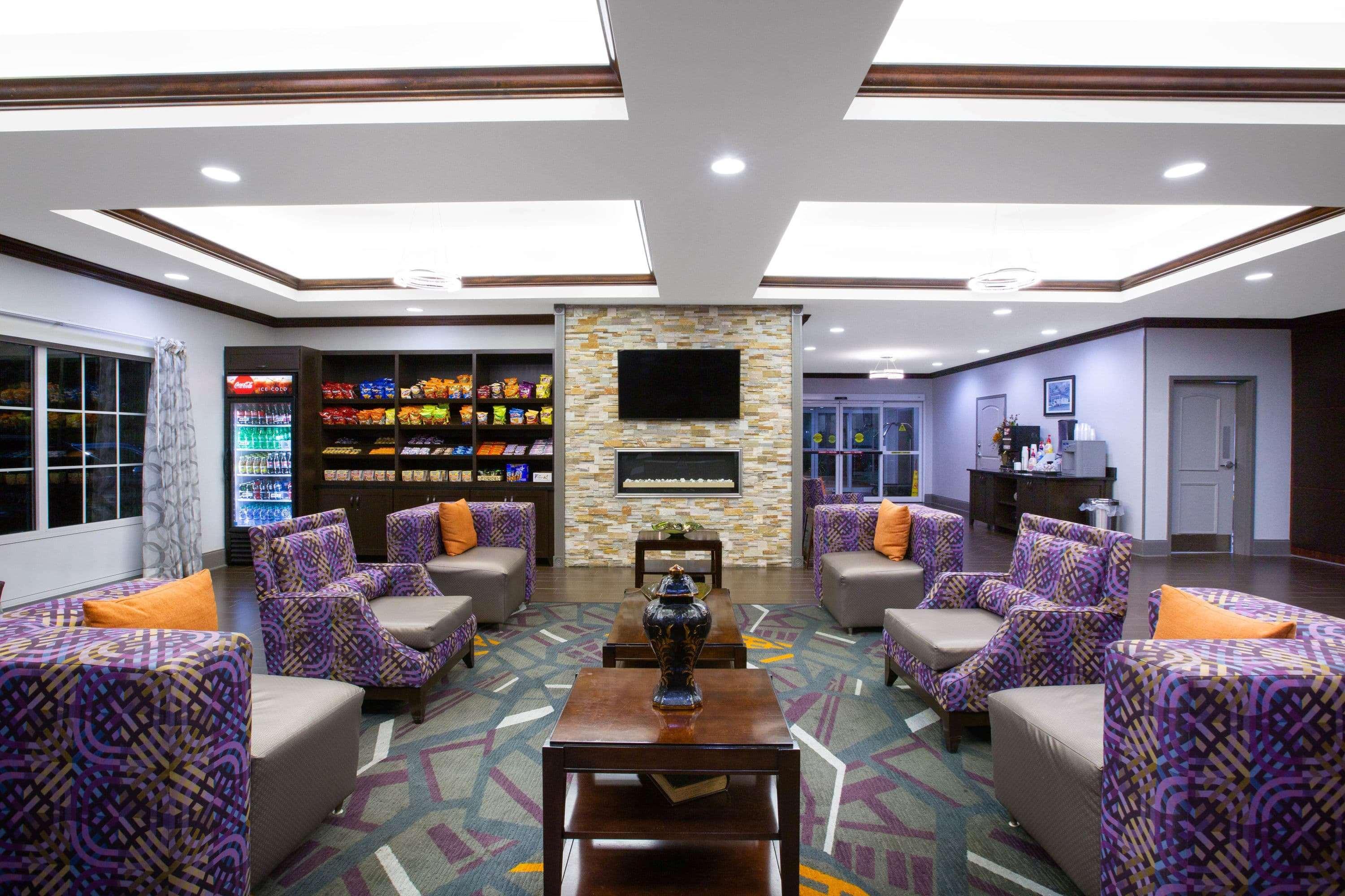 Hotel La Quinta By Wyndham Tupelo Extérieur photo